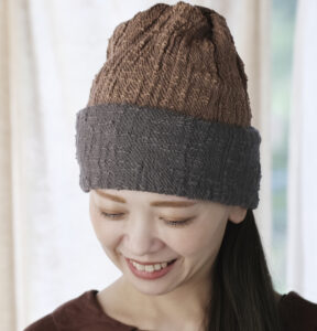 ｺｯﾄﾝｷｬｯﾌﾟ　ｷｬﾒﾙ×ｱｯｼｭ　人物着用画像