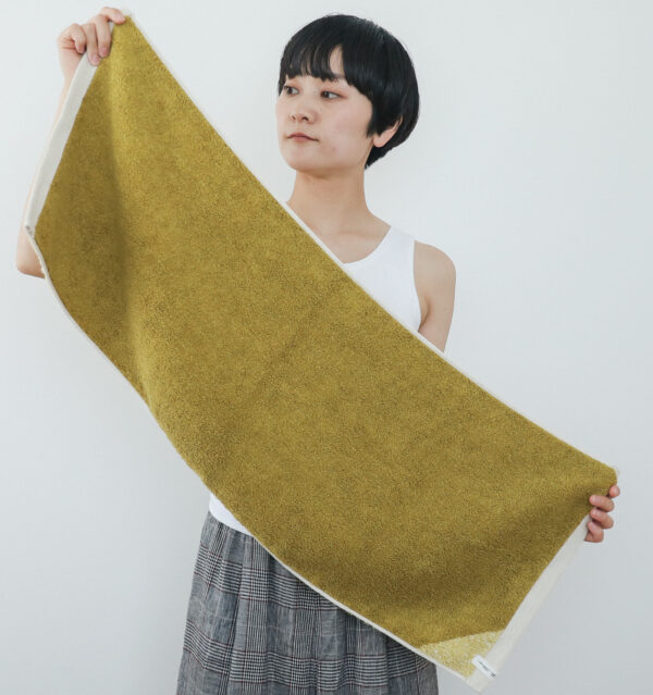 CUON:E　ｸｵﾝｲｰ　サファイス リバーシ　ラージフェイスタオル　裏面画像