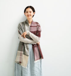 かわり織り　ウールマフラー着用画像