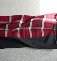 NECKABLE ウールスヌード　チェック　生地の写真