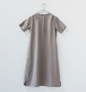 ワンピース　LOOSY：ONE　ベージュ　