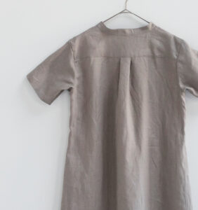 ワンピース　LOOSY：ONE　ベージュ　
