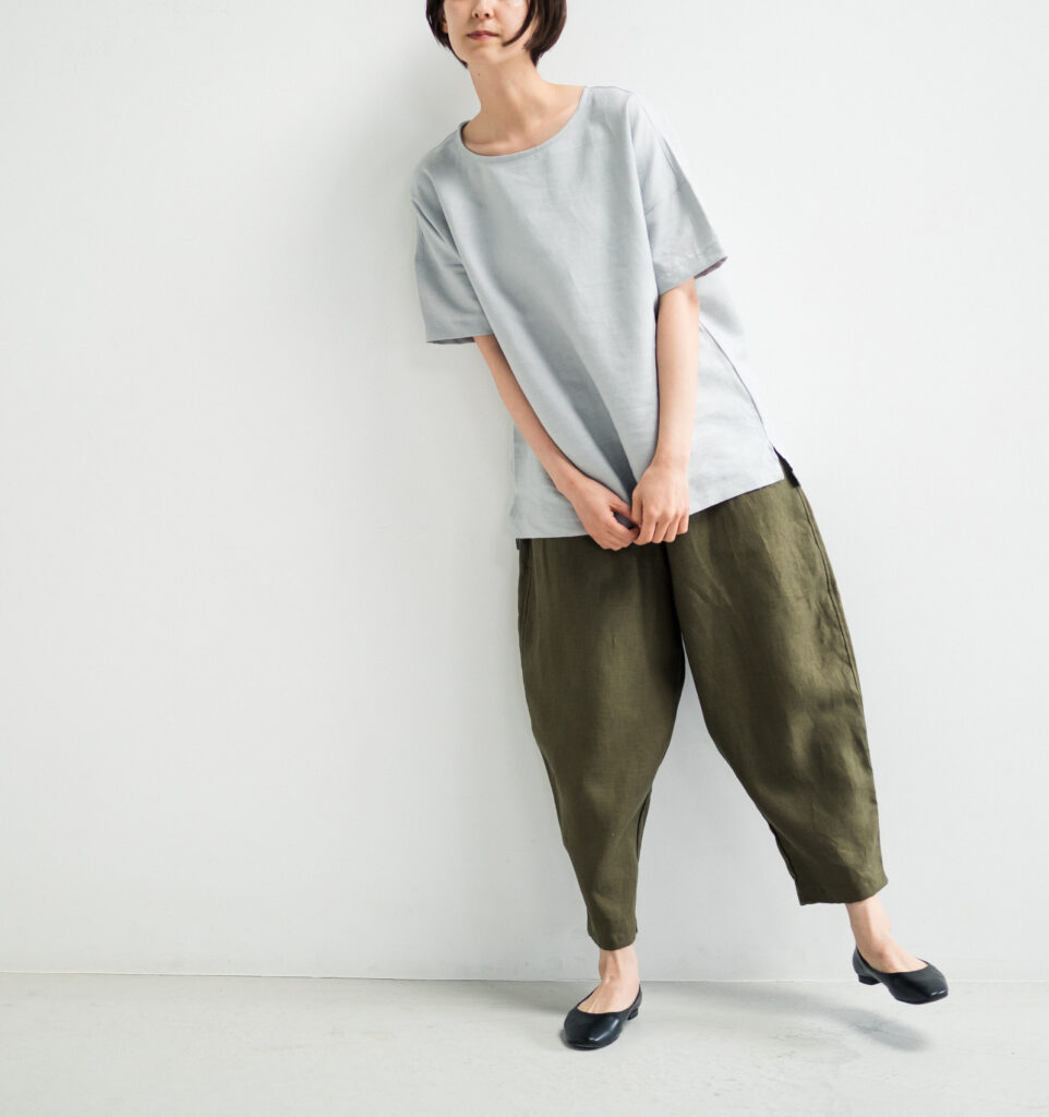 LOOSY:9 リネン100％パンツ着用画像　オリーブカラー