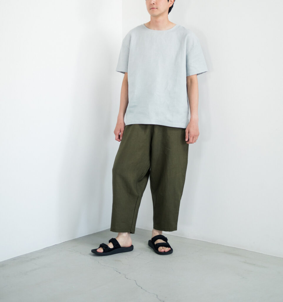 LOOSY:9 リネン100％パンツ着用画像　オリーブカラー