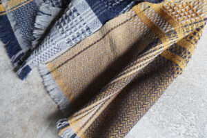 かわり織りマフラー　商品単体画像