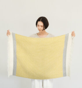 ウールブランケットショール　ドットパターン　KAWARIシリーズ　商品画像