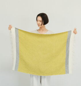 ウールブランケットショール　ドットパターン　KAWARIシリーズ　商品画像