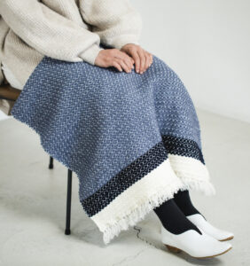 ウールブランケットショール　ドットパターン　KAWARIシリーズ　商品画像