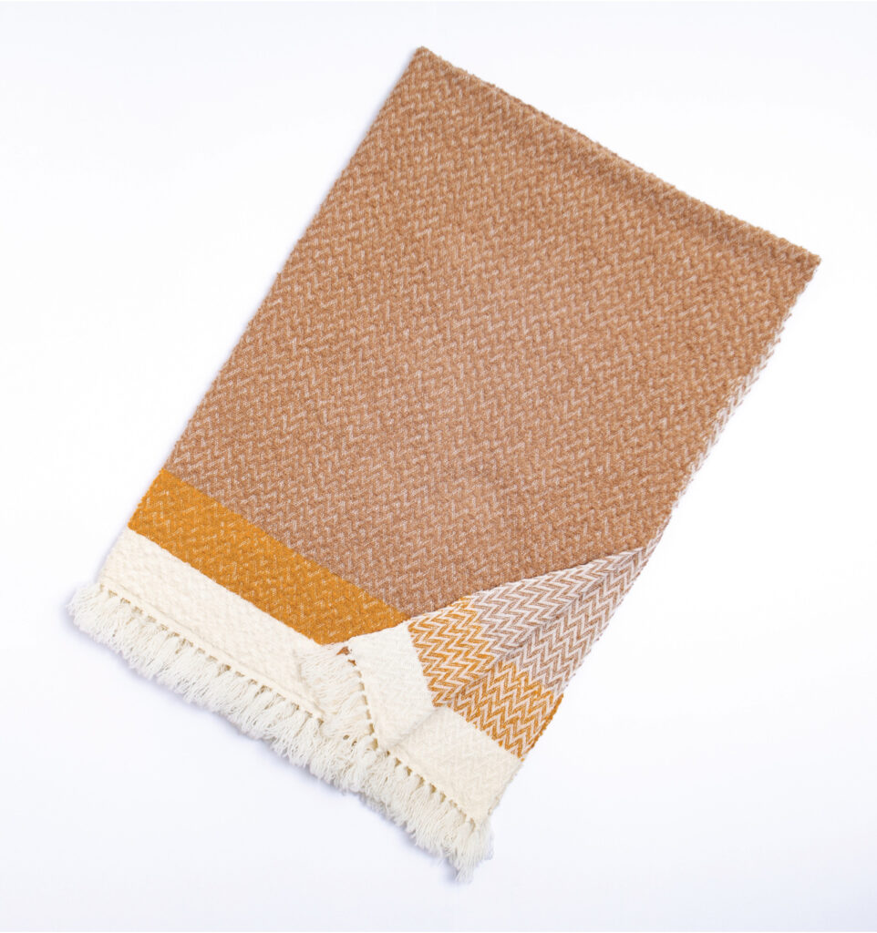 ウールコットンブランケットショール　ヘリンボーン　KAWARIシリーズ　商品画像