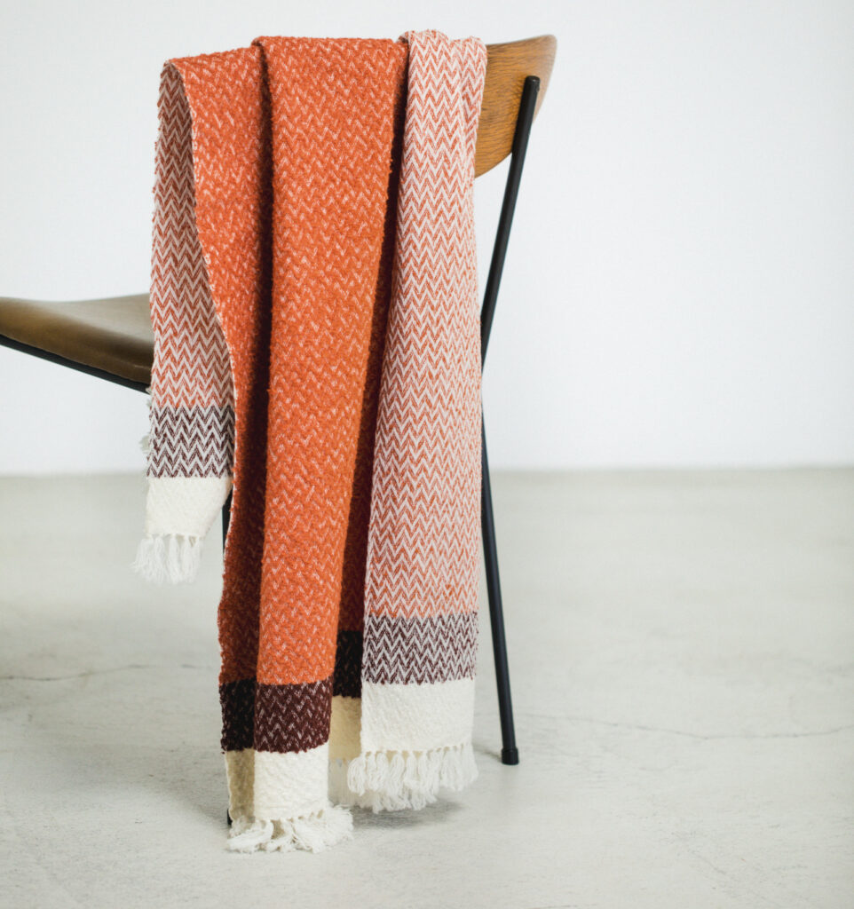 ウールコットンブランケットショール　ヘリンボーン　KAWARIシリーズ　商品画像