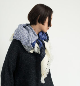 ウールコットンブランケットショール　ヘリンボーン　KAWARIシリーズ　商品画像