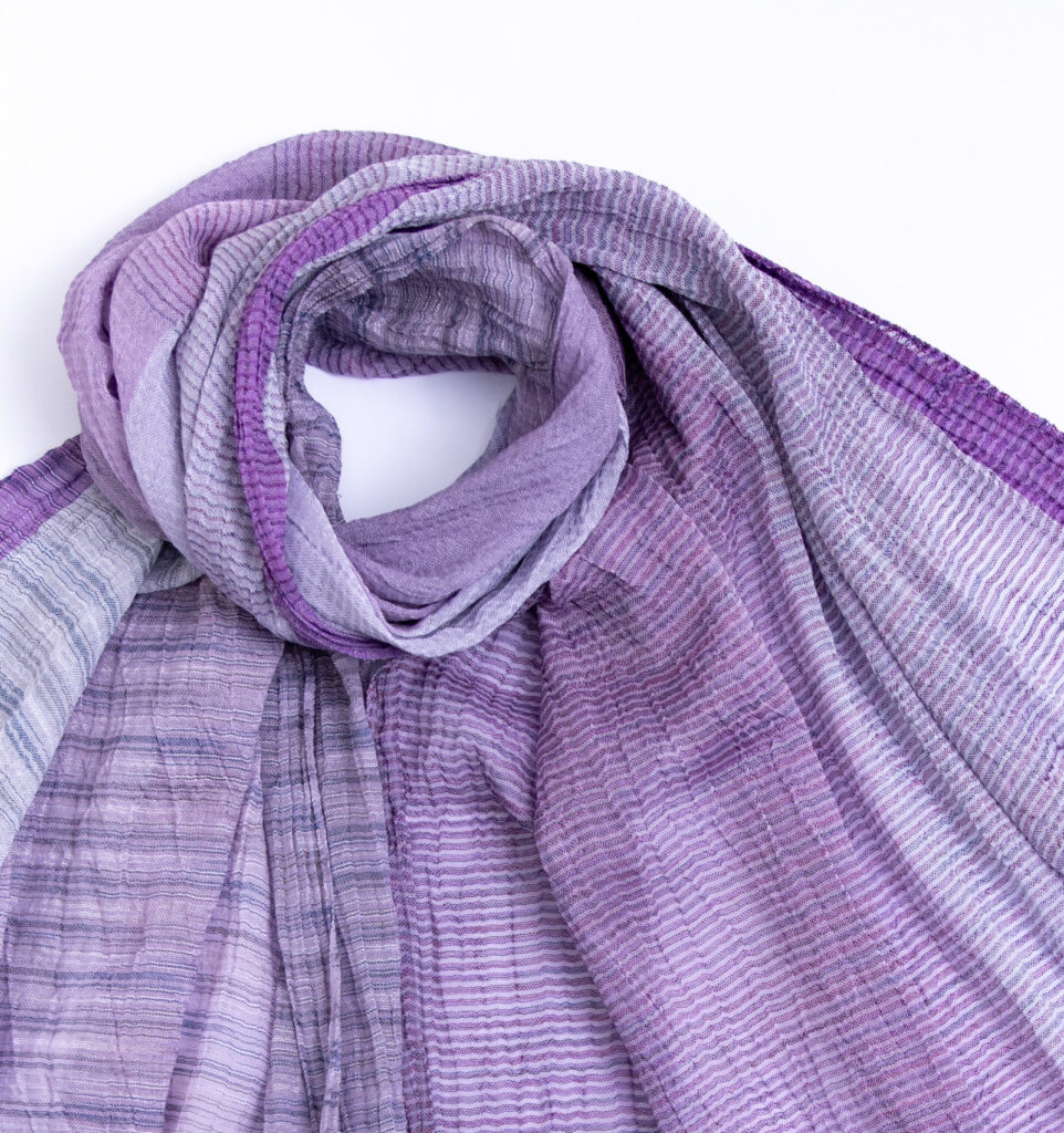 絣染めシルクコットンショール パープル クローズアップ画像