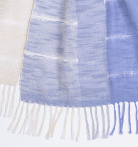 空羽織り マフラー ブルー色 画像