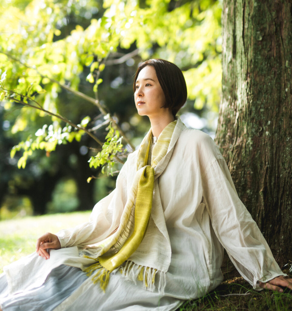 空羽織り　マフラー　イエロー色　画像