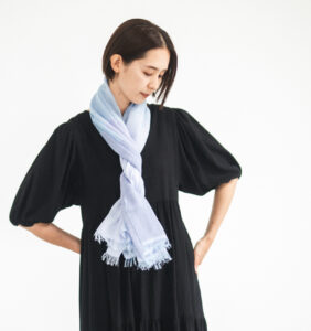 MAGICスカーフ 女性着用ねじねじ画像