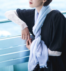 MAGICスカーフ ねじるスカーフ着用画像