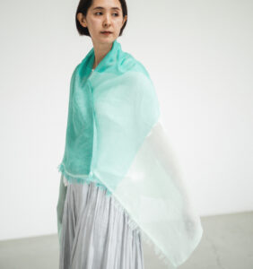 MAGICスカーフ 着用画像