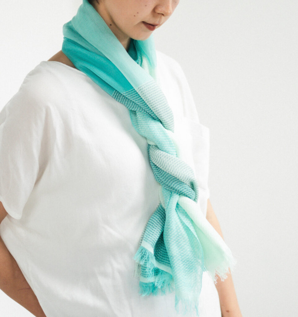 MAGICスカーフ 着用画像